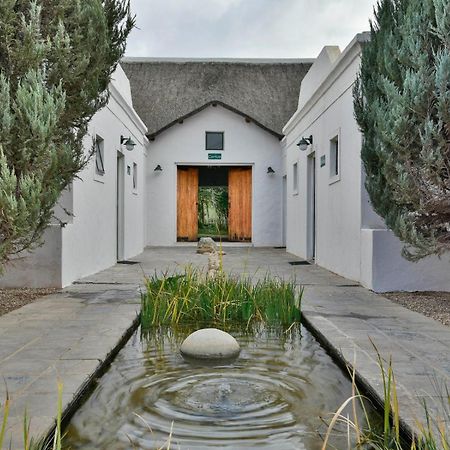 Temenos Retreat Hotel McGregor Bagian luar foto